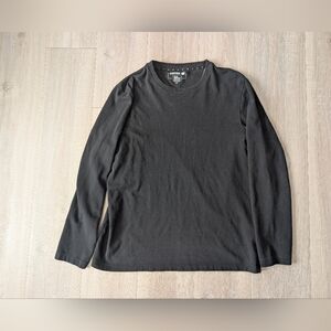 Lambs Wave Stopper Technology Black Long Sleeve Top M